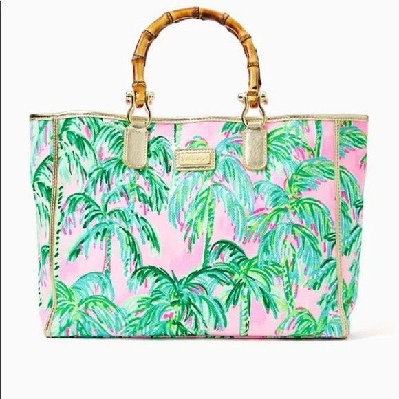 Lilly Pulitzer Handbags - Lilly Pulitzer Suite Views Greydon Canvas Tote  NWT